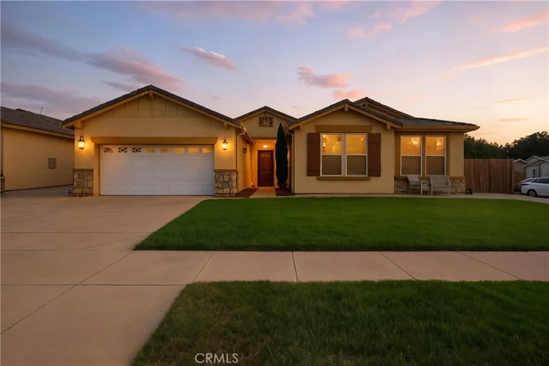 2605 Hoyt Avenue, Tulare, CA 93274