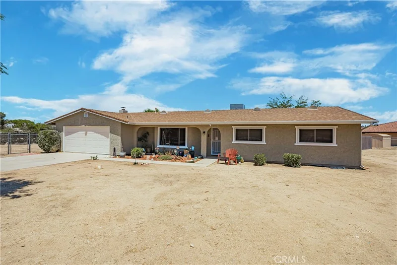 18912 Shoshonee Road, Apple Valley, CA 92307