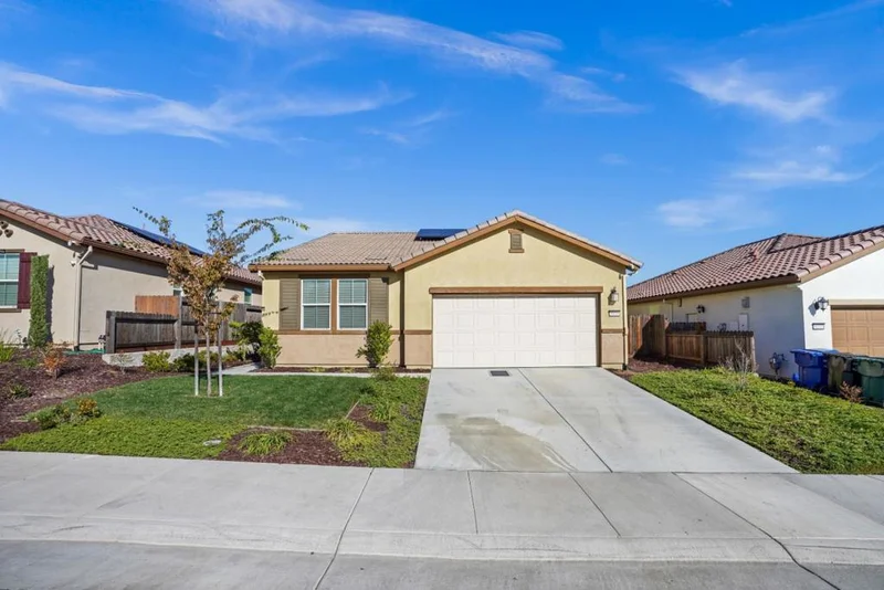 8189 Scrimshaw Way, Sacramento, CA 95829