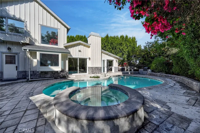 11771 Laurelwood, Studio City, CA 91604