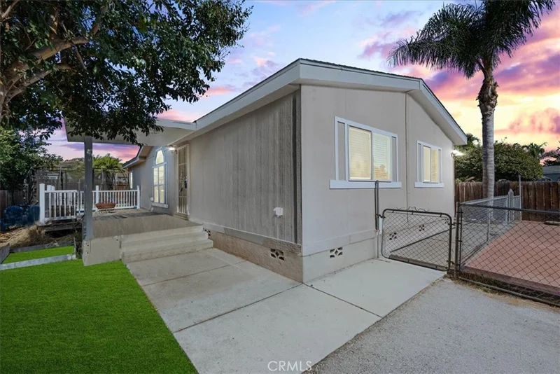 615 E El Norte, Escondido, CA 92026