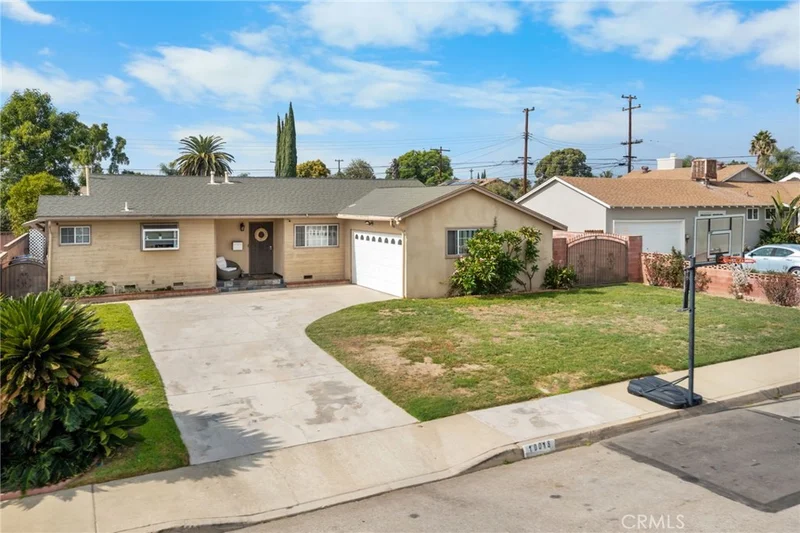10018 Geneva Avenue, Montclair, CA 91763