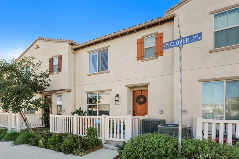 1035 W Clover, Rialto, CA 92376