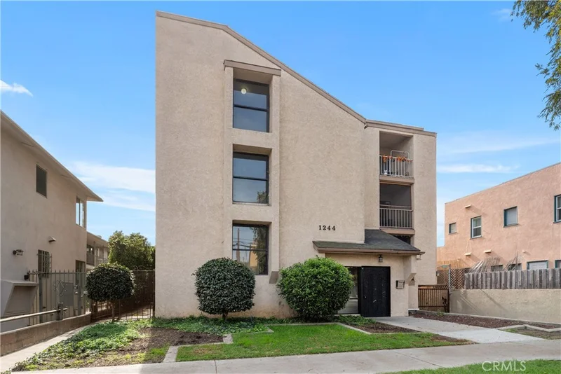 1244 E 3rd 201, Long Beach, CA 90802