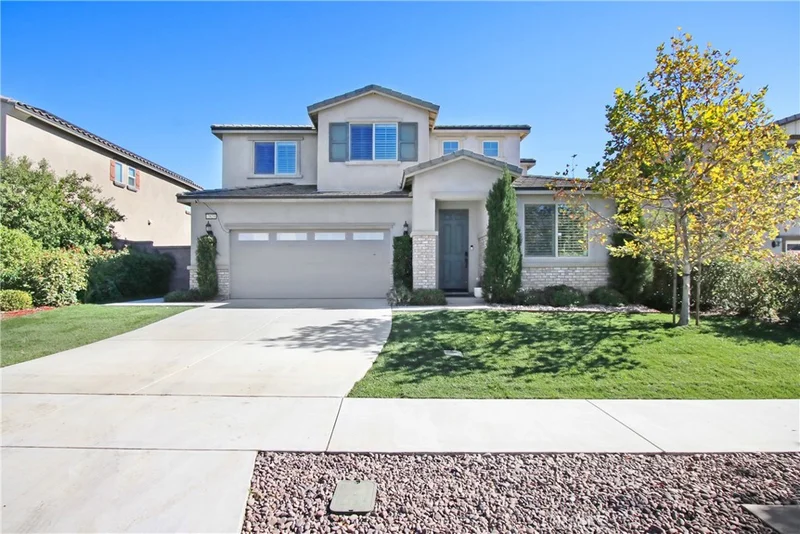 7829 Poppy Lane, Fontana, CA 92339