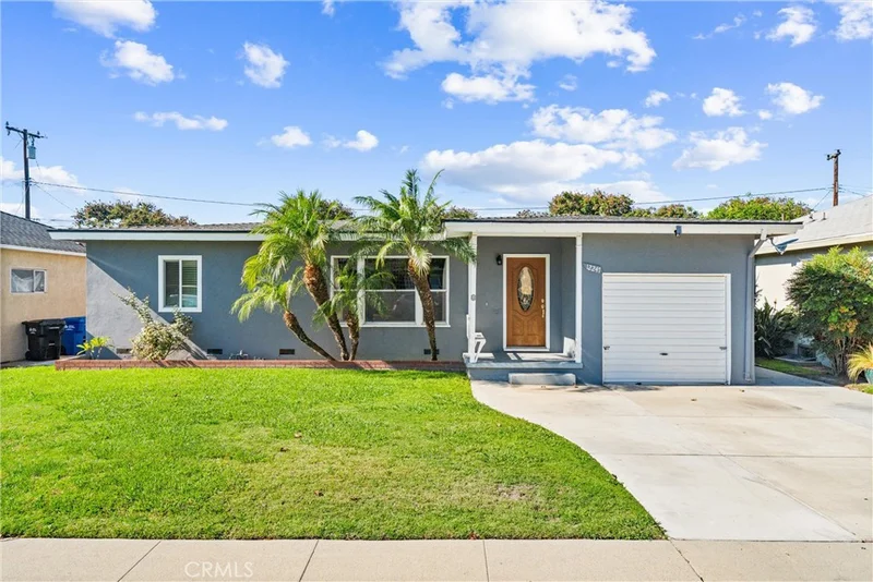 12247 Cornuta, Downey, CA 90242