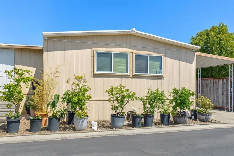 673 Hermitage, San Jose, CA 95134