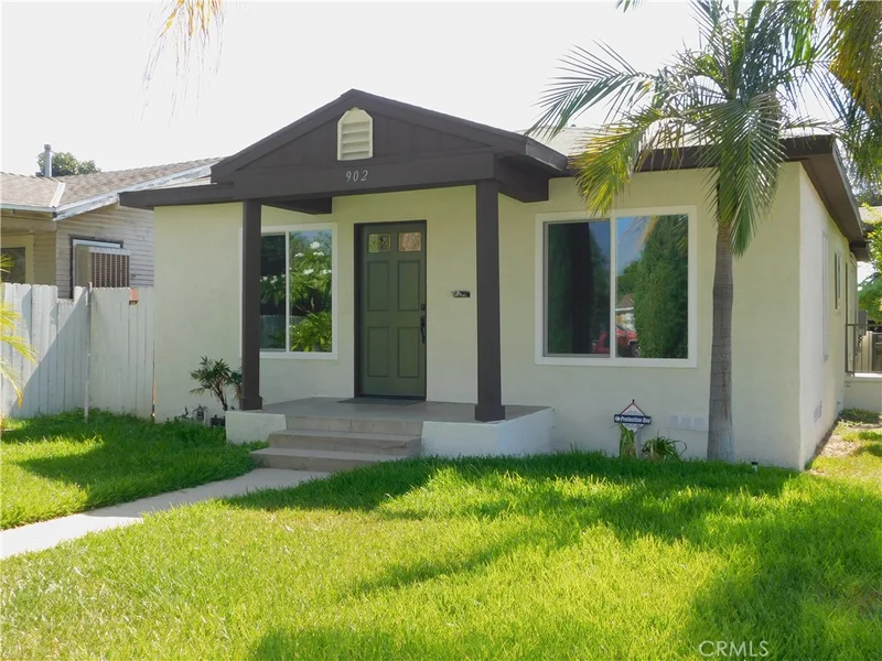 902 E 6th Street, Pomona, CA 91766