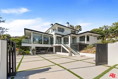27187 Sea Vista Drive photo 2