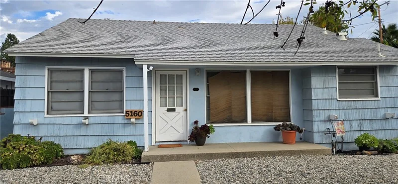 5160 Avenida Oriente, Tarzana, CA 91356