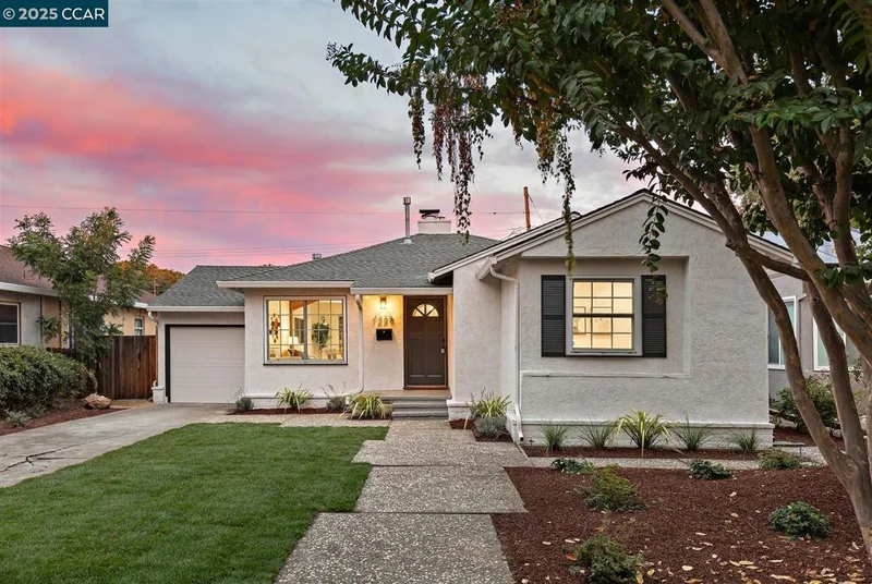 1228 Forrestal Ave