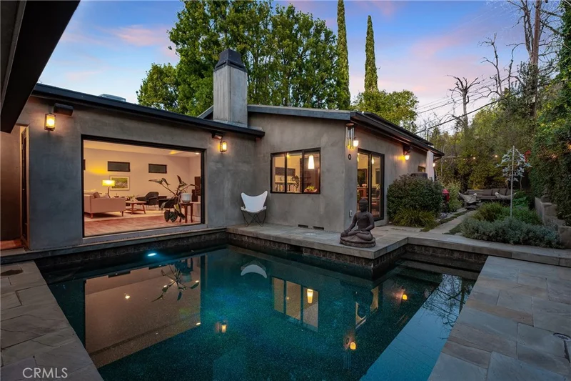 4642 Santa Lucia Drive, Woodland Hills, CA 91364