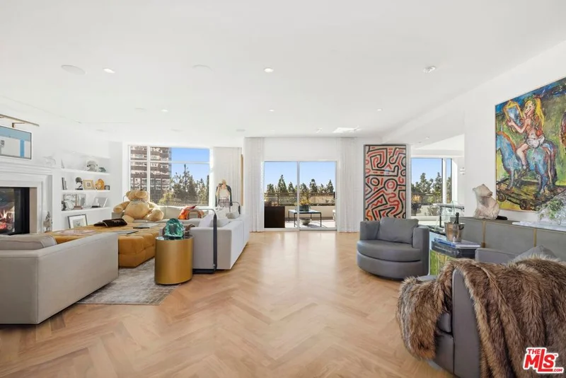 1 W Century Drive 5B, Los Angeles, CA 90067