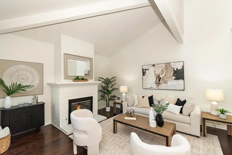 23 Fairway Drive, Manhattan Beach, CA 90266