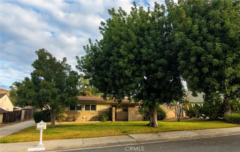 2983 Cheyenne Road, Riverside, CA 92506
