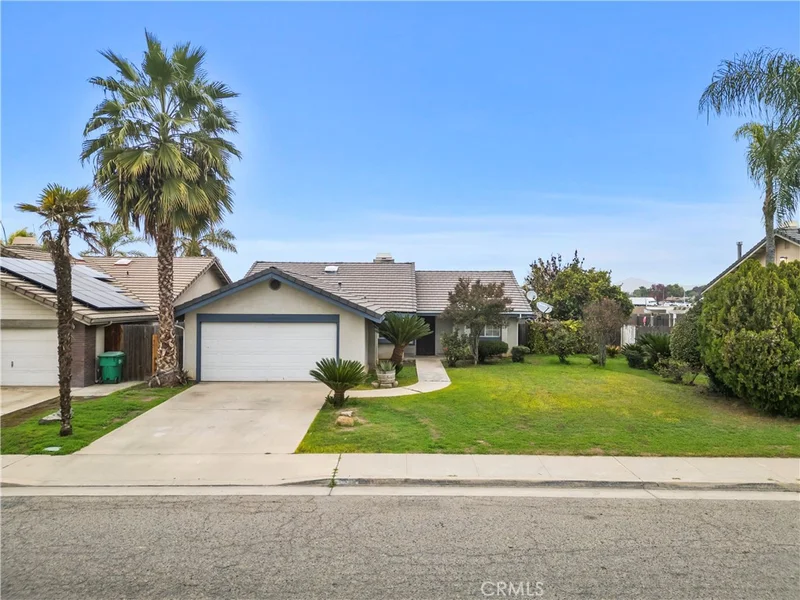 1644 W Date Ave, Porterville, CA 93257