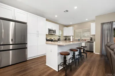 475 W Camellia Way photo 2