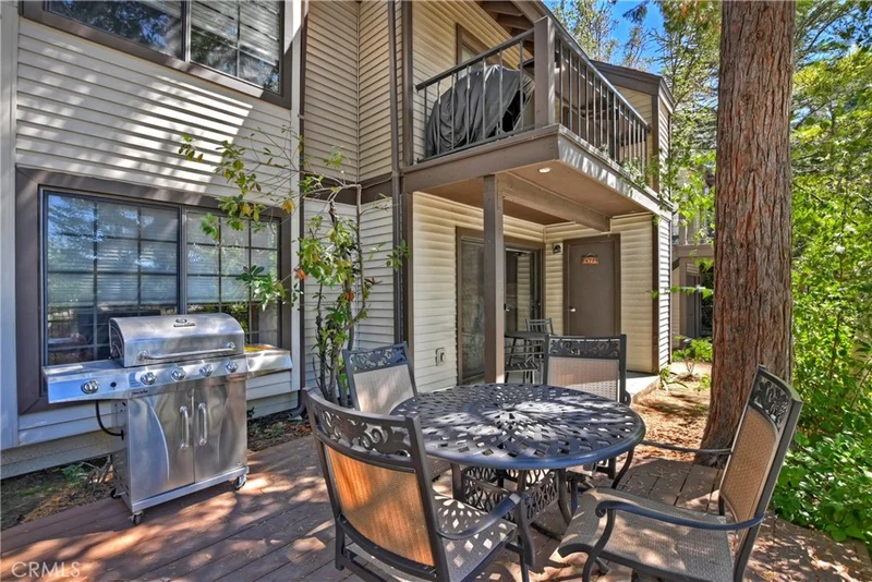 101 Village Bay 1, Lake Arrowhead, CA 92352