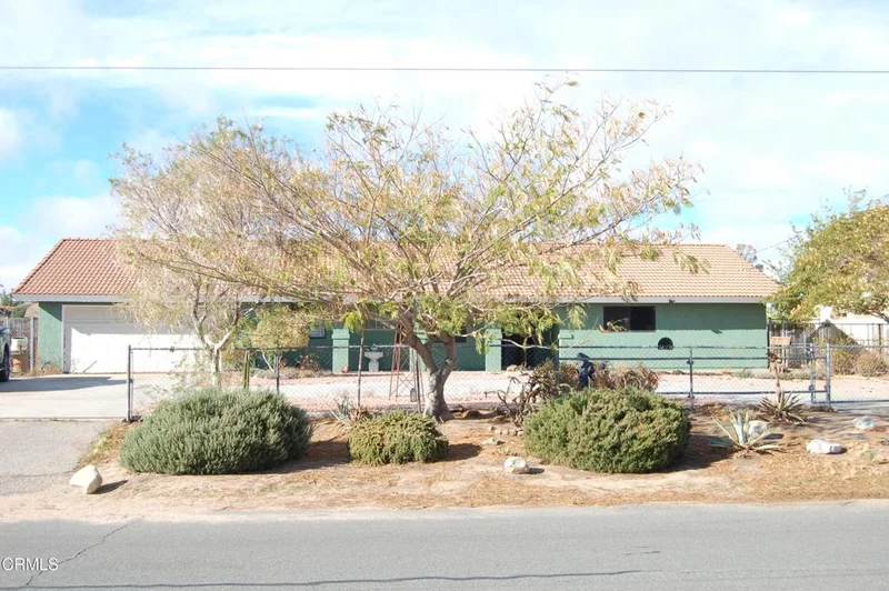 7670 Newhall Avenue, Hesperia, CA 92345