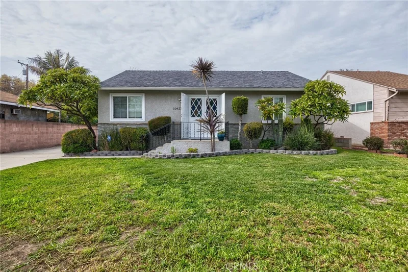 10427 Scott, Whittier, CA 90603