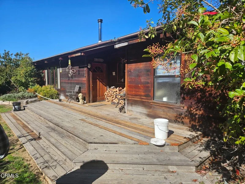 8475 Flynn Creek Road