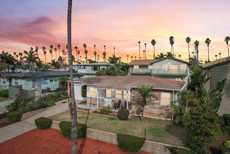1906 08 S Broadway, Oceanside, CA 92054
