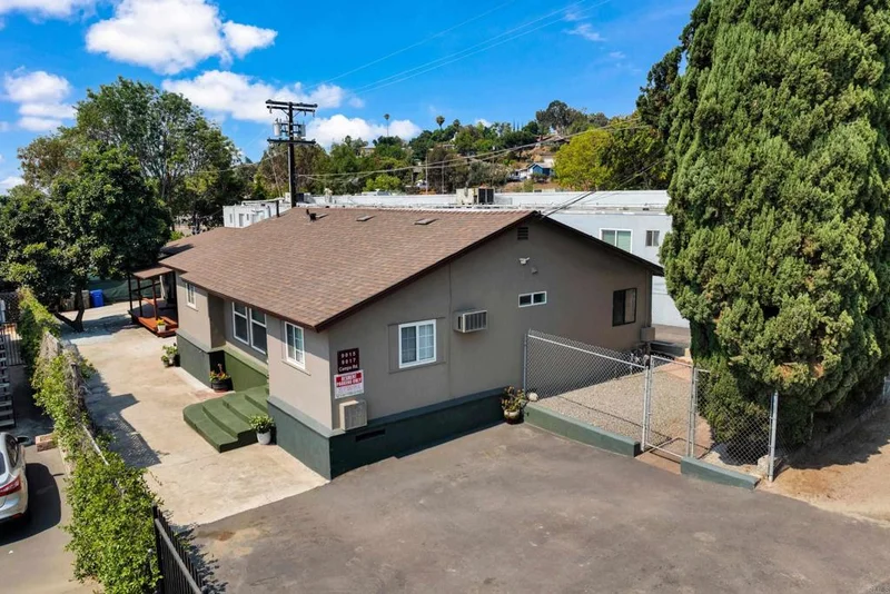 9015 9017 Campo Road, Spring Valley, CA 91977