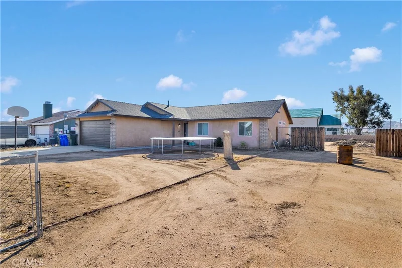 22517 Ojai, Apple Valley, CA 92308