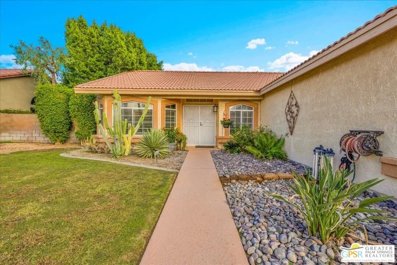 42644 Devonshire, Palm Desert, CA 92211