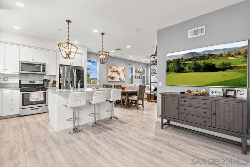 4262 Mission Ranch Way 32
