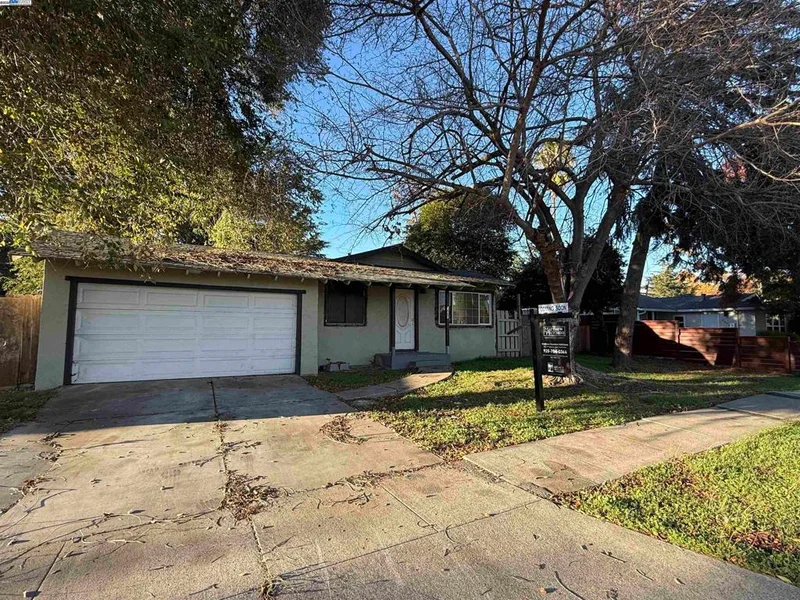 1567 Glazier Drive