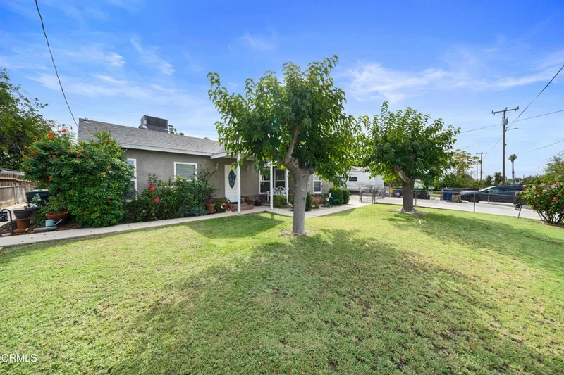 2304 San Marino Drive photo 2