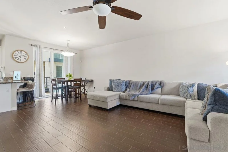 4543 Rainier Ave 19, San Diego, CA 92120