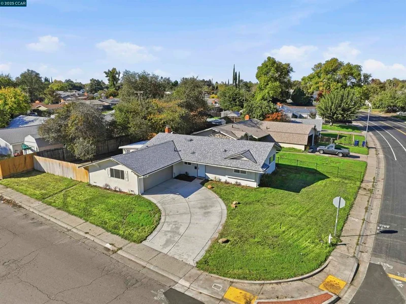 8255 Lichen Dr, Citrus Heights, CA 95621