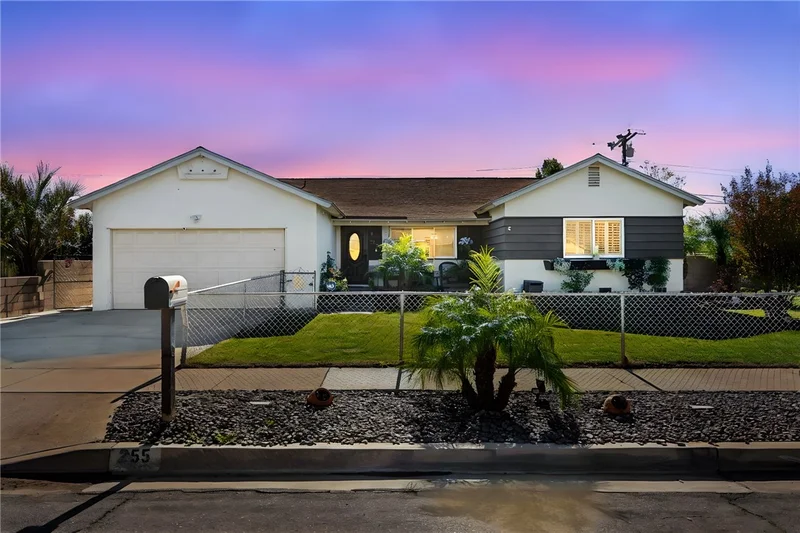 255 W Valencia, Rialto, CA 92376