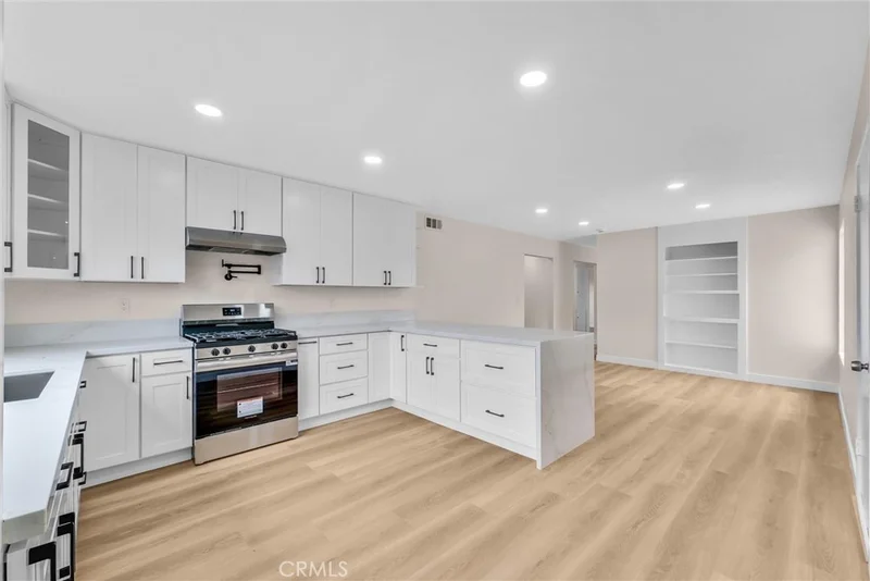 621 Rosita, Santa Ana, CA 92703