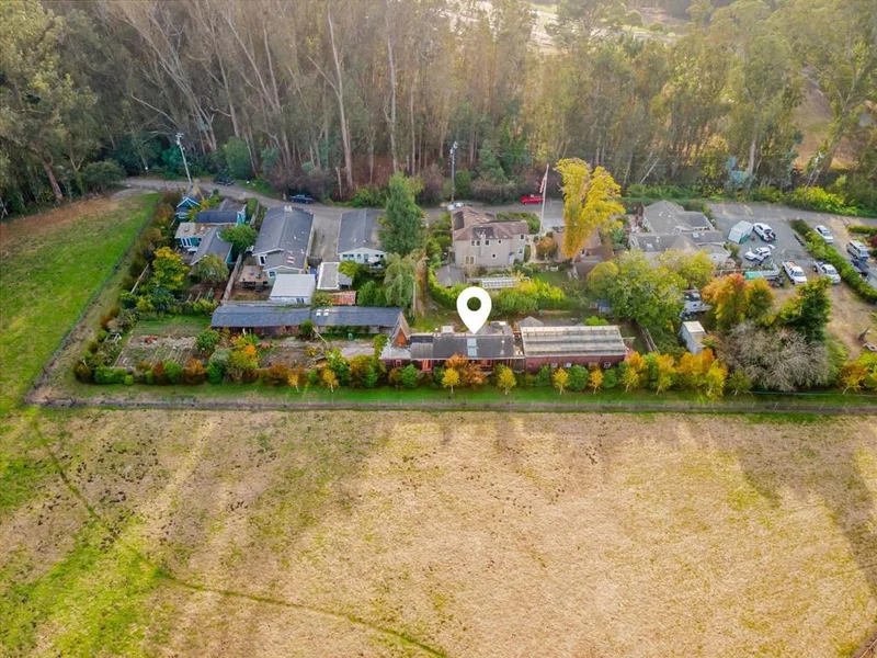 1009 Miramontes Street, Half Moon Bay, CA 94019