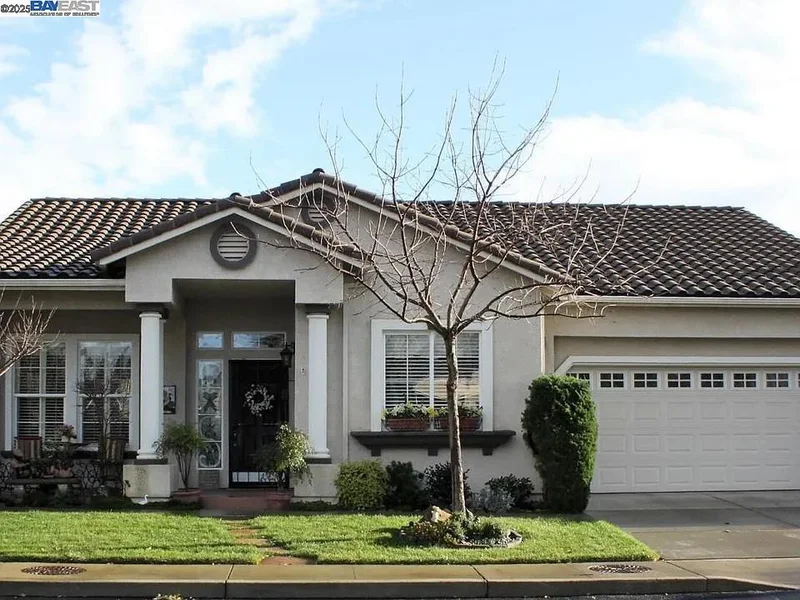 1349 Table Mountain Dr