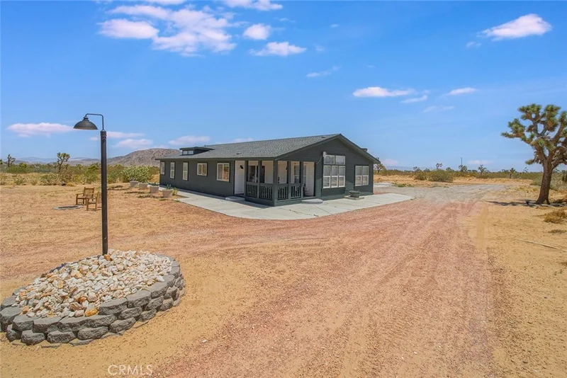 1001 Gibralter Road, Landers, CA 92285