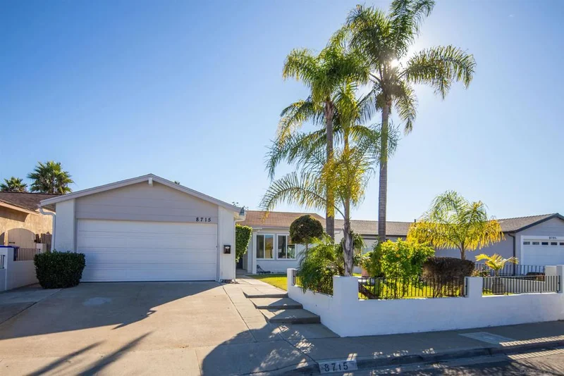 8715 Covina Cir, San Diego, CA 92126