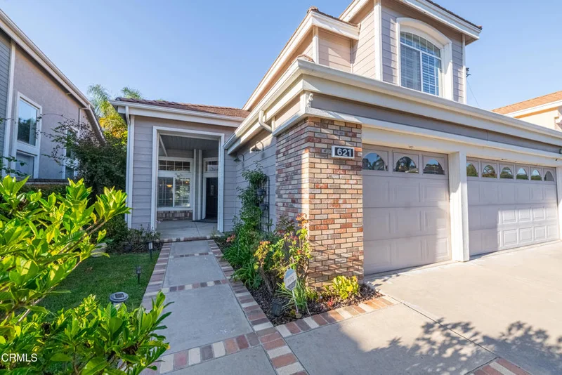 621 Hawks Bill Place, Simi Valley, CA 93065