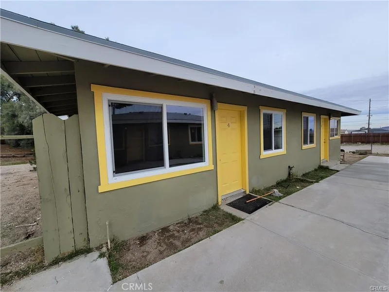 961 Manzanita Drive 4