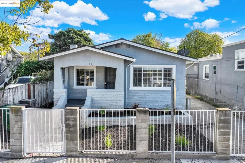 1232 78th Ave, Oakland, CA 94621