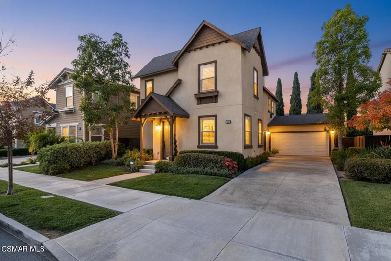 11401 Beechnut Street, Ventura, CA 93004