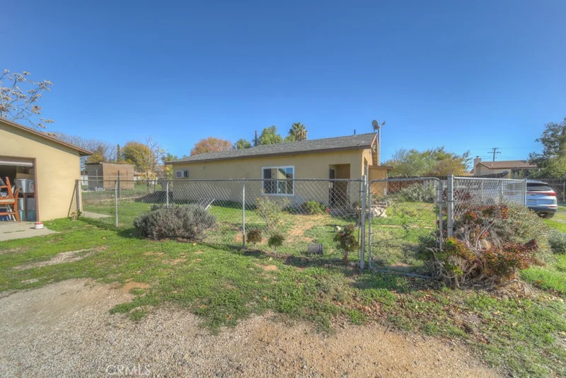 11557 Davis, Moreno Valley, CA 92557