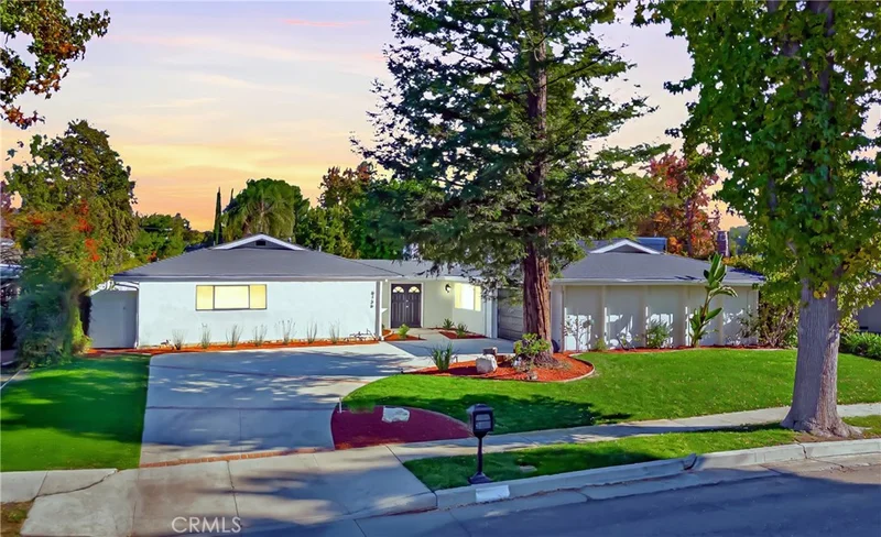 6136 Kentland, Woodland Hills, CA 91367
