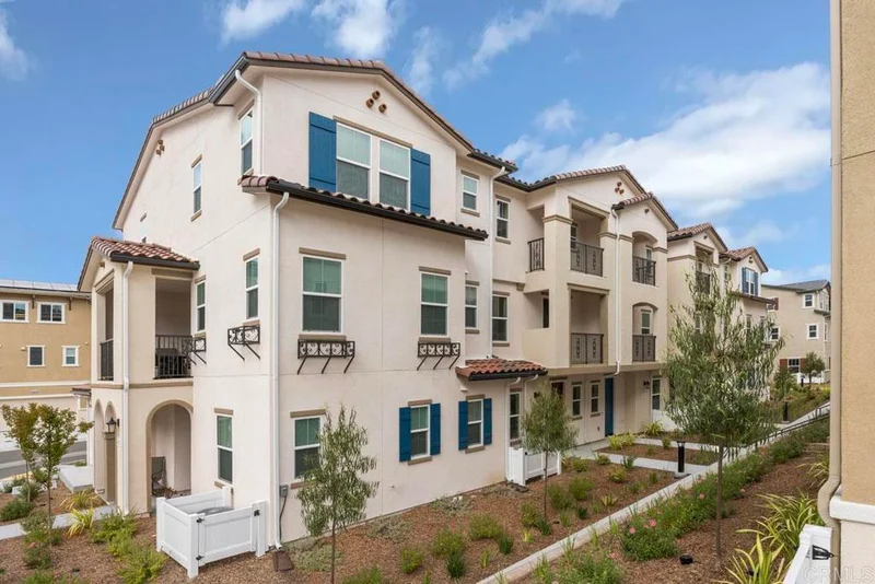 8685 Amherst Street, Santee, CA 92071