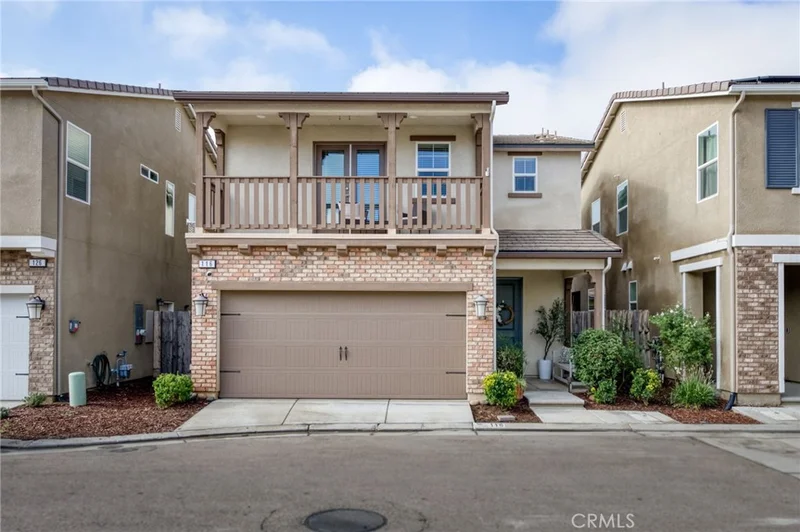 116 Aria Avenue S, Madera, CA 93636
