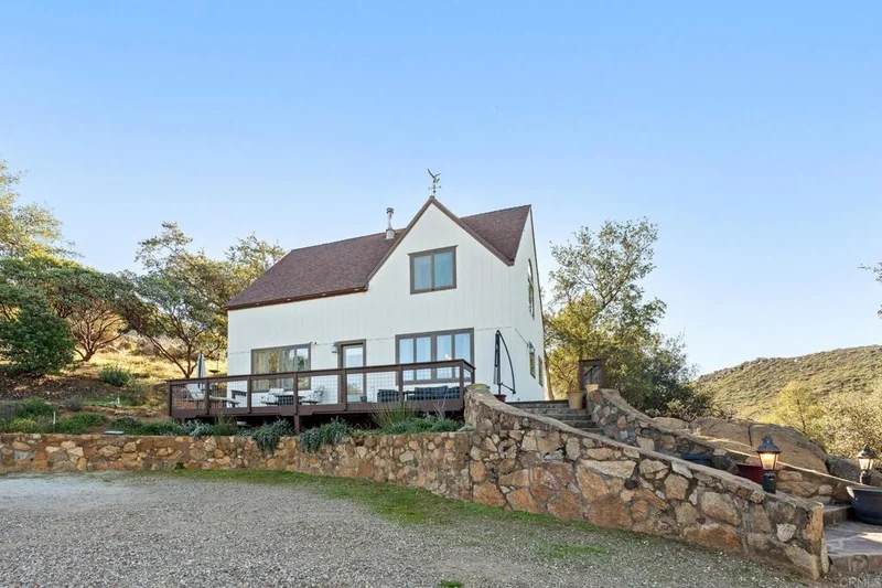 22750 Illahee Drive, Alpine, CA 91901