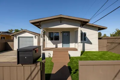 1728 Vesta St, Logan Heights, CA 92113